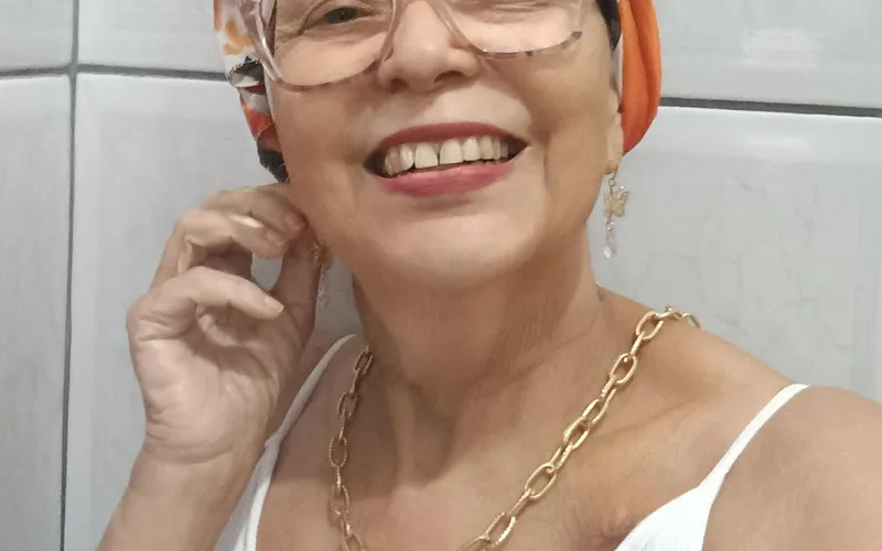 Gandu se despede da professora Lucia Azevedo, aos 68 anos