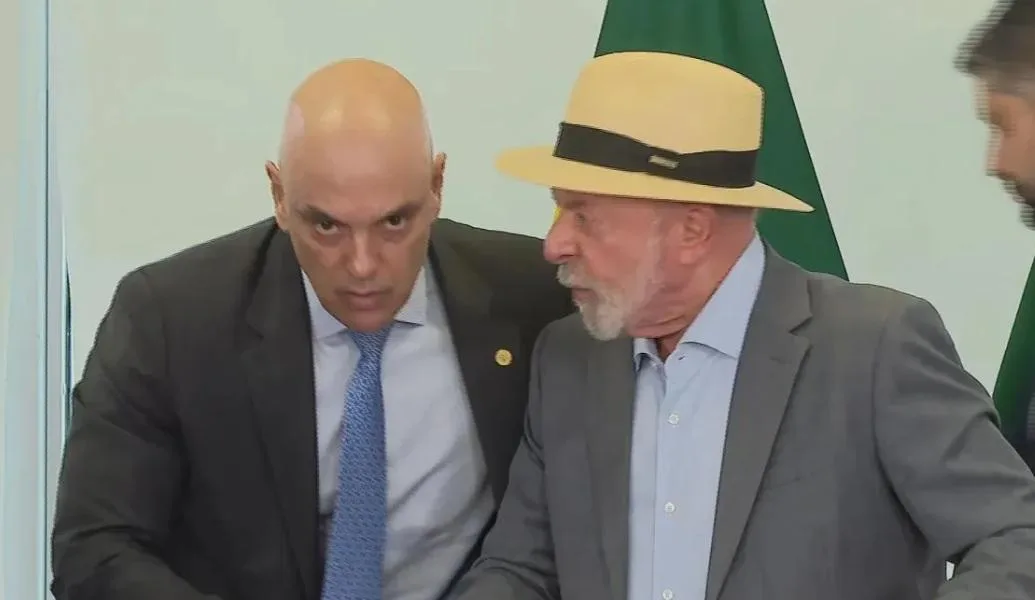 Lula coloca Moraes em 'saia justa' após convidar ministro em público para "tomar um café"