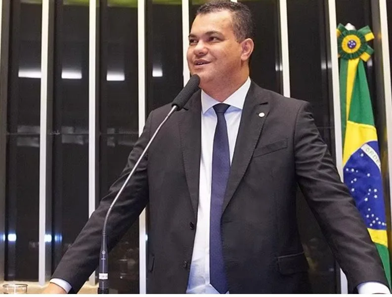 Nome do deputado Dal Barreto em aparece anotações de empresa alvo de operação da Polícia Federal