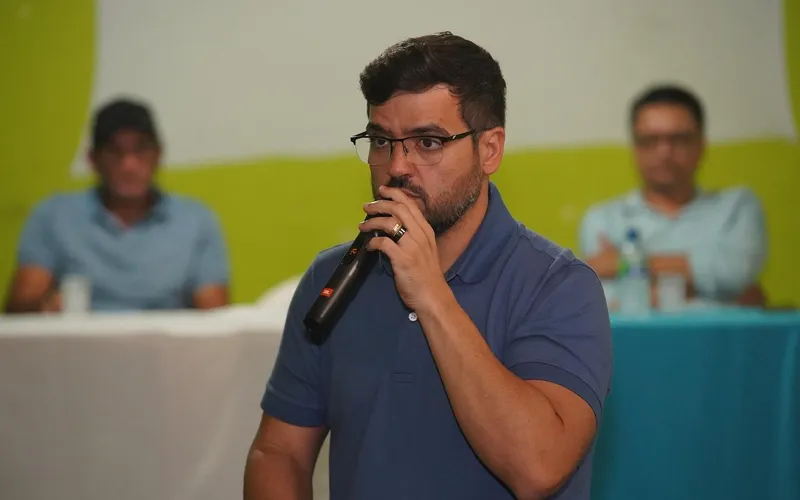 Prefeito de Ilhéus manda recado a Jerônimo após petista "implorar" por encontro com gestor