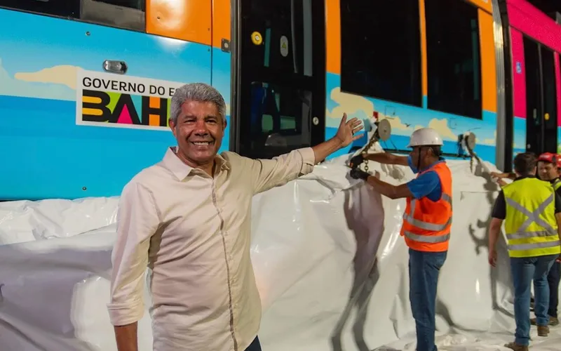 Jerônimo compra trens do VLT encalhados há mais de uma década em Mato Grosso por mais de R$ 1 bilhão