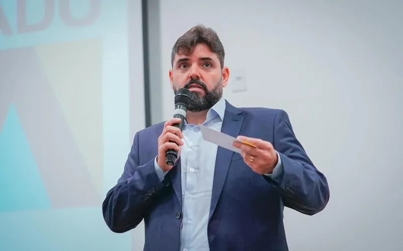 Secretário de Jerônimo diz que governador continuará pegando empréstimos mesmo com "birra" dos baianos