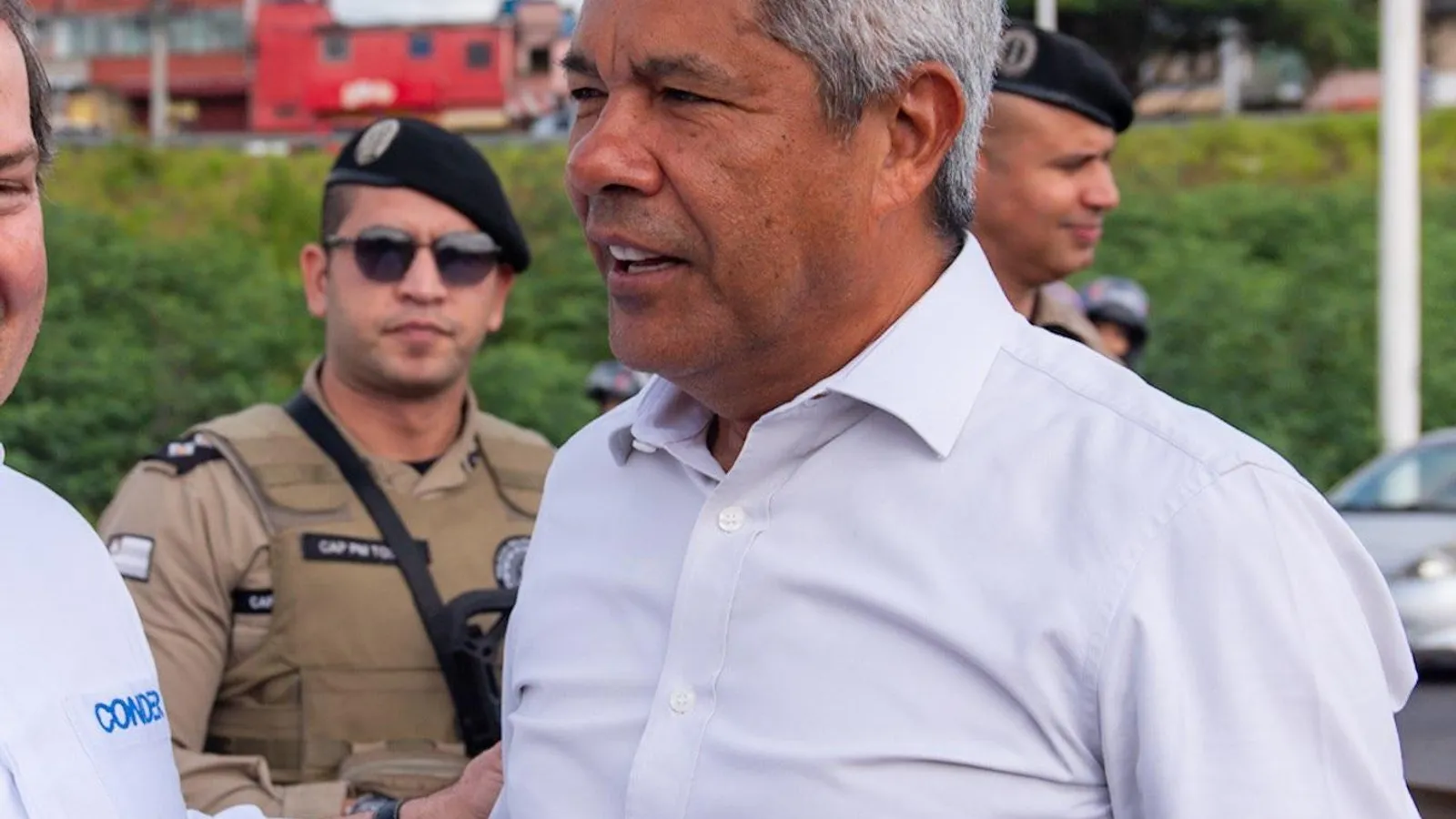 Jerônimo está sendo rejeitado até mesmo pelos petista; "voto em Lula, mas não voto em Jerônimo", dizem eleitores