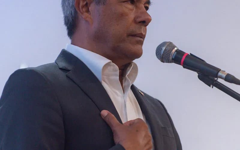 Governador da Bahia segue Lula e condena captura de Nicolás Maduro