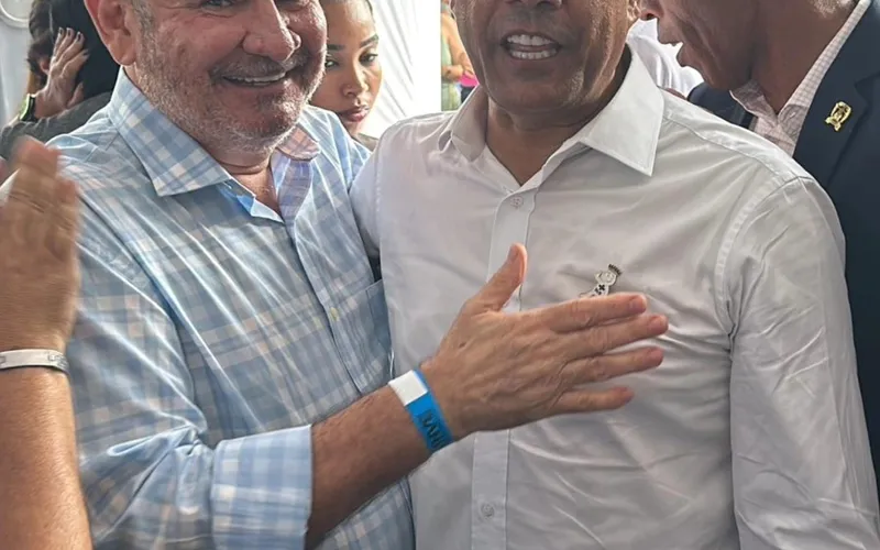 Prevendo prejuízo político, Jerônimo ainda tenta convencer senador a se manter como seu aliado