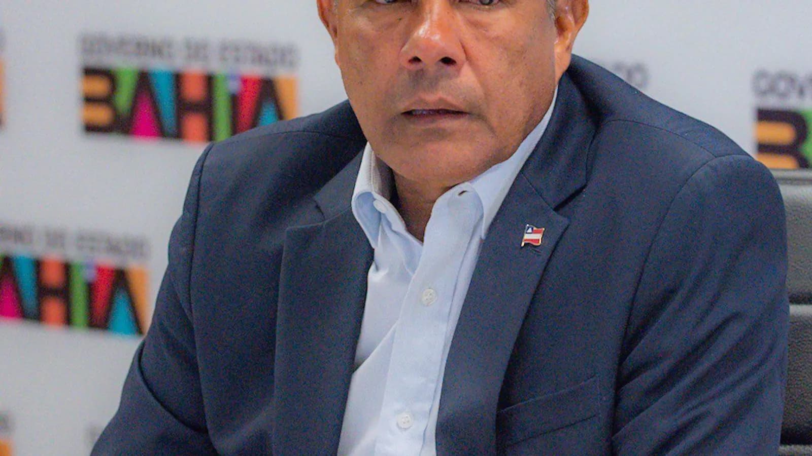 Jerônimo diz que a "Bahia está vendo" ele governar o estado com "transparência, segurança e tranquilidade"