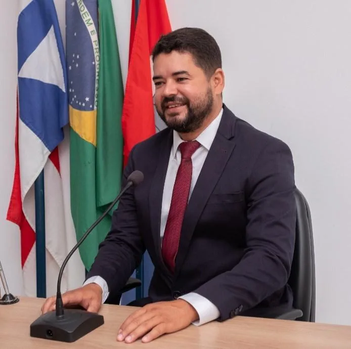Vereador Jhony de Bide desmente prefeito de Itamari diz que não há pedido à CERB para solucionar falta d’água no Alto dos Cai N´água