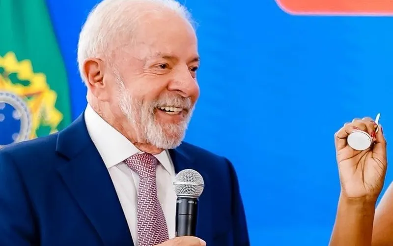 Lula é o líder político mais rejeitado pelos brasileiros, aponta Pesquisa Atlas/Bloomberg