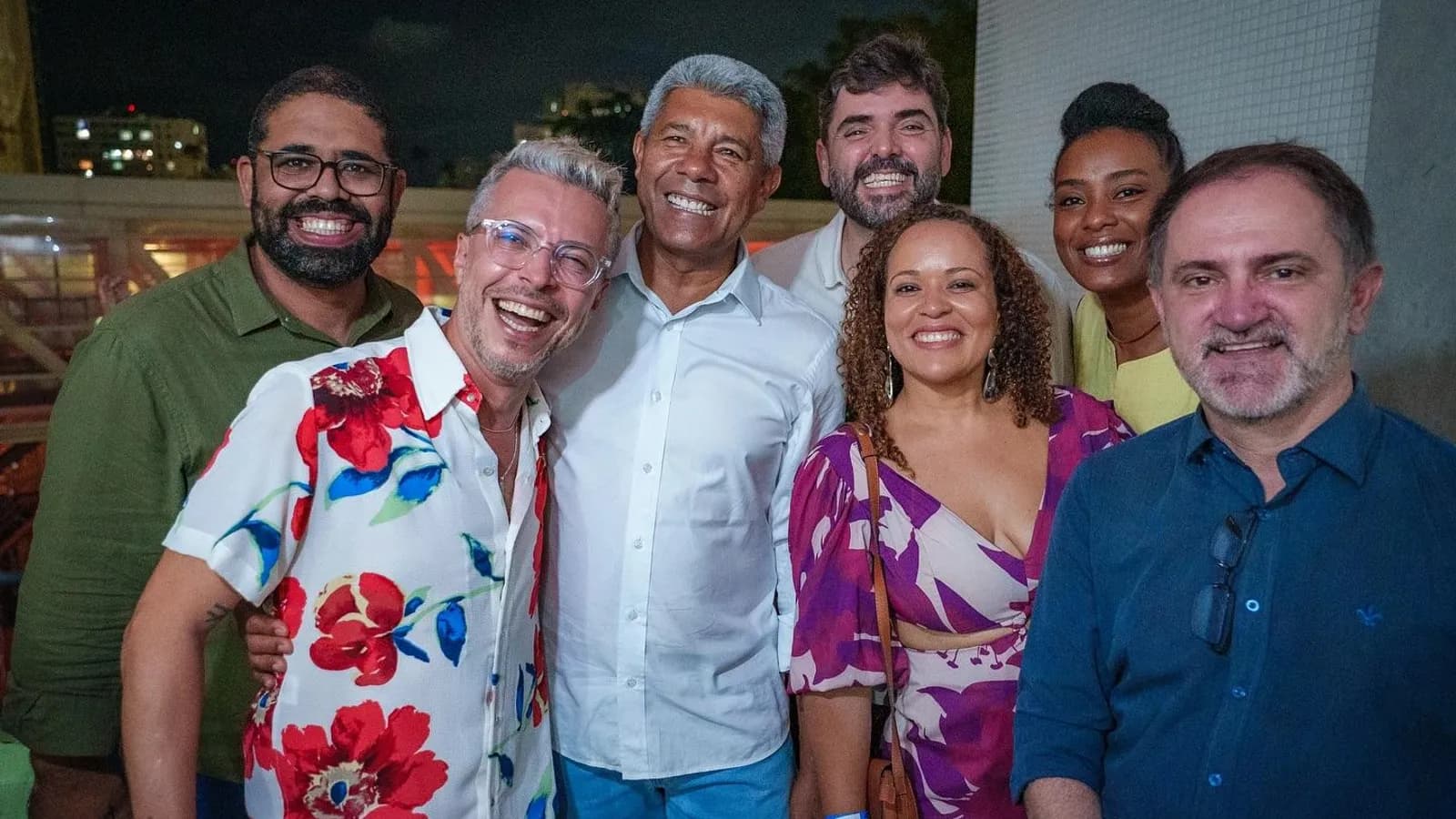 Jerônimo reúne cúpula do PT em show de Maria Bethânia para celebrar a mediocridade do seu governo