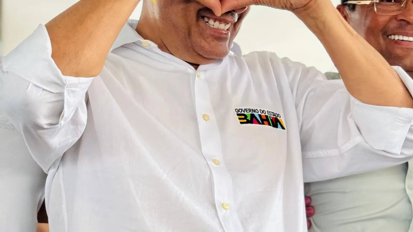 Jerônimo Rodrigues quer pagar mais de R$ 20 milhões à Cuba para que estudantes baianos estudem no país 
