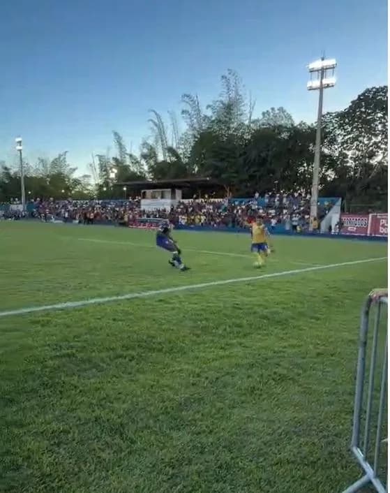 Com erro do árbitro, Gandu e Vera Cruz empatam sem gols na ida da semifinal da Copa Intervale