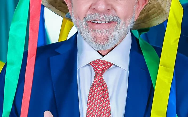 Lula proíbe uso de linguagem neutra na administração pública e entra em rota de colisão com comunidade LGBT