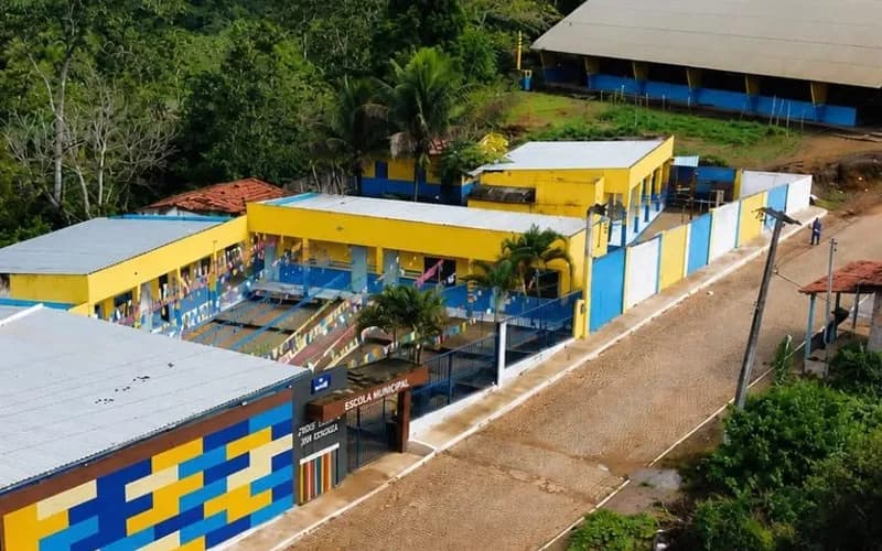 Prefeitura de Teolândia entrega Escola José Bento requalificada e anuncia novos investimentos no povoado do São Paulinho