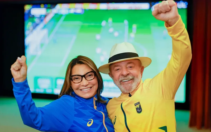Mulher de Lula diz que é única primeira-dama que trabalha