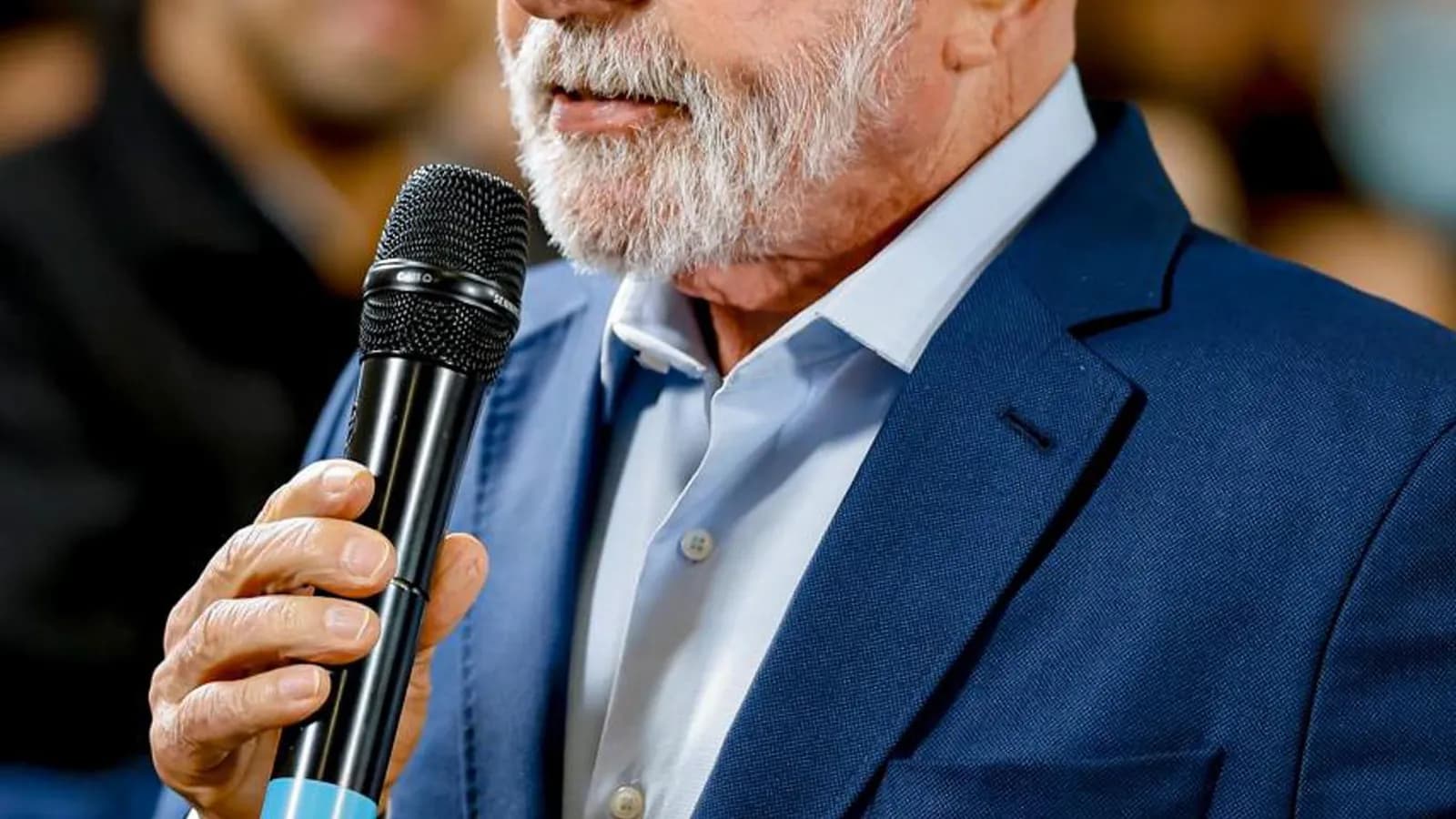 Lula vira alvo de chacota ao dizer que "não quer guerra", mas que Forças Armadas estão preparadas para defender soberania