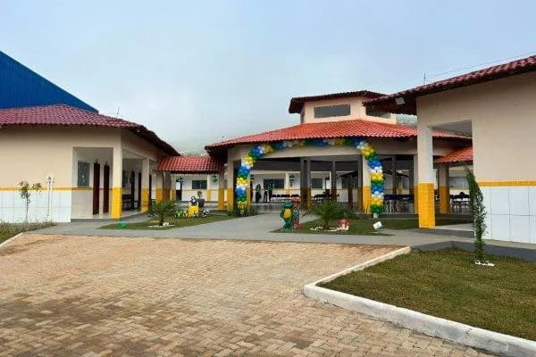 Prefeitura de Gandu esclarece ocorrência com alunos armados e anuncia reforço na segurança escolar