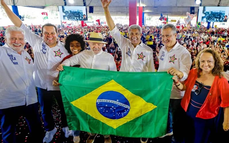 Celulares prefeito e vereadora desaparecem durante convenção do PT na Bahia
