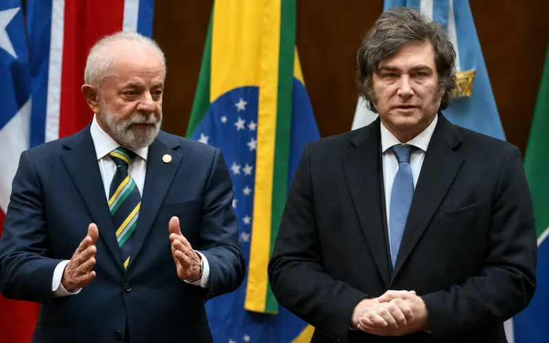 Javier Milei volta à atacar Lula e chama petista de 'ladrão' e 'corrupto'