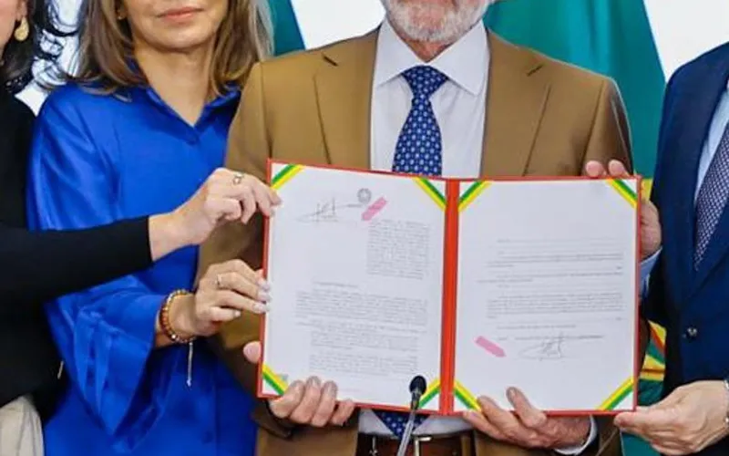 Mulher de Lula pede bloqueio de rede social no Brasil, e AGU anuncia ação para tirar plataforma do ar