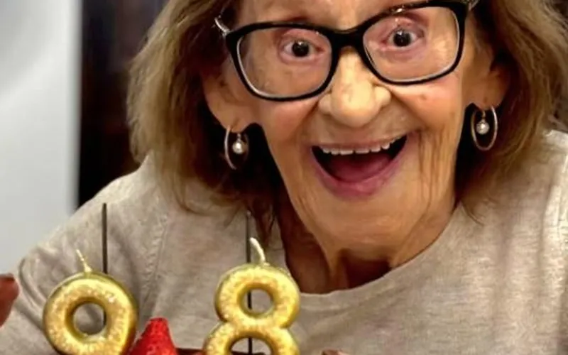 Morre Laura Cardoso, uma das maiores atrizes da história da televisão brasileira, aos 98 anos
