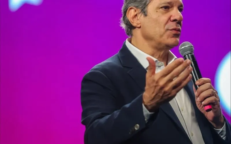 Haddad insinua que agentes da PF podem agir de forma irregular em investigação envolvendo Lulinha