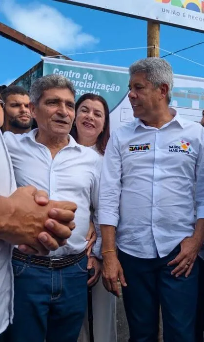 Jerônimo evita fotos com deputado após nome do parlamentar aparecer em auditoria da CGU em possível esquema com emendas
