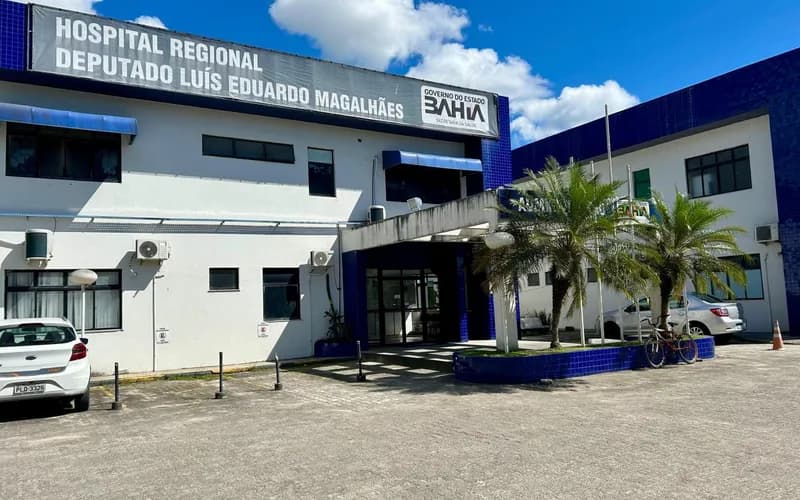 Médicos pedem demissão em massa de hospital estadual na Bahia após redução salarial