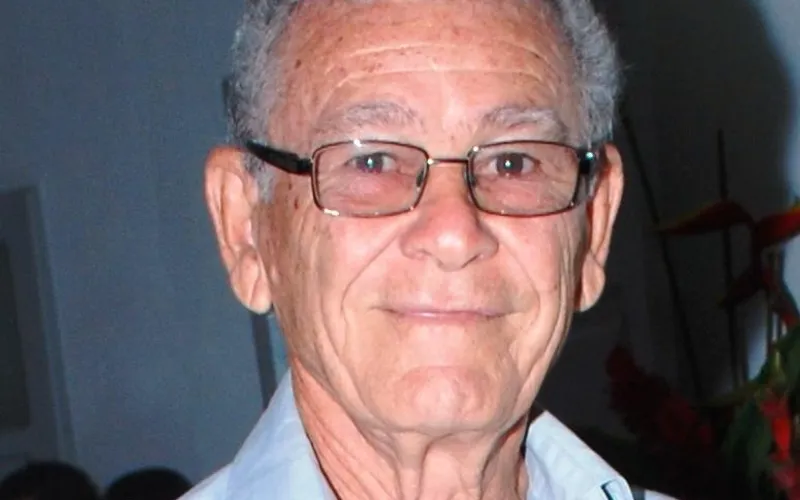 Morre aos 85 anos o professor Hildebrando da Rocha Vivas, referência da educação em Gandu