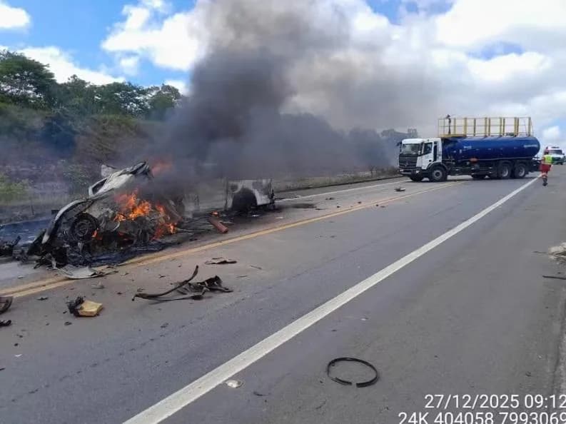 Acidente em trecho da BR - 101 na Bahia deixa dez pessoas mortas