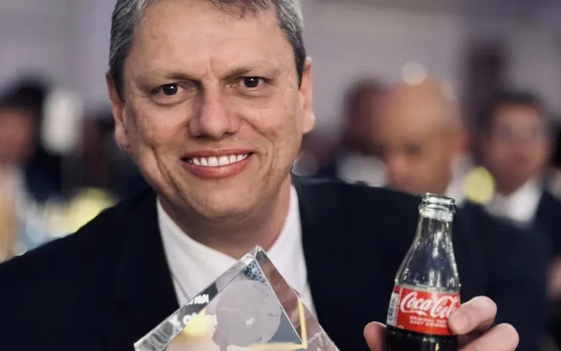 Tarcísio posta vídeo provocando o PT e acirra disputa política já no início de 2026