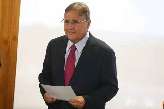 Conhecido como "homem das malas", Geddel presta queixa após agressão sofrida em festa de Réveillon na Bahia