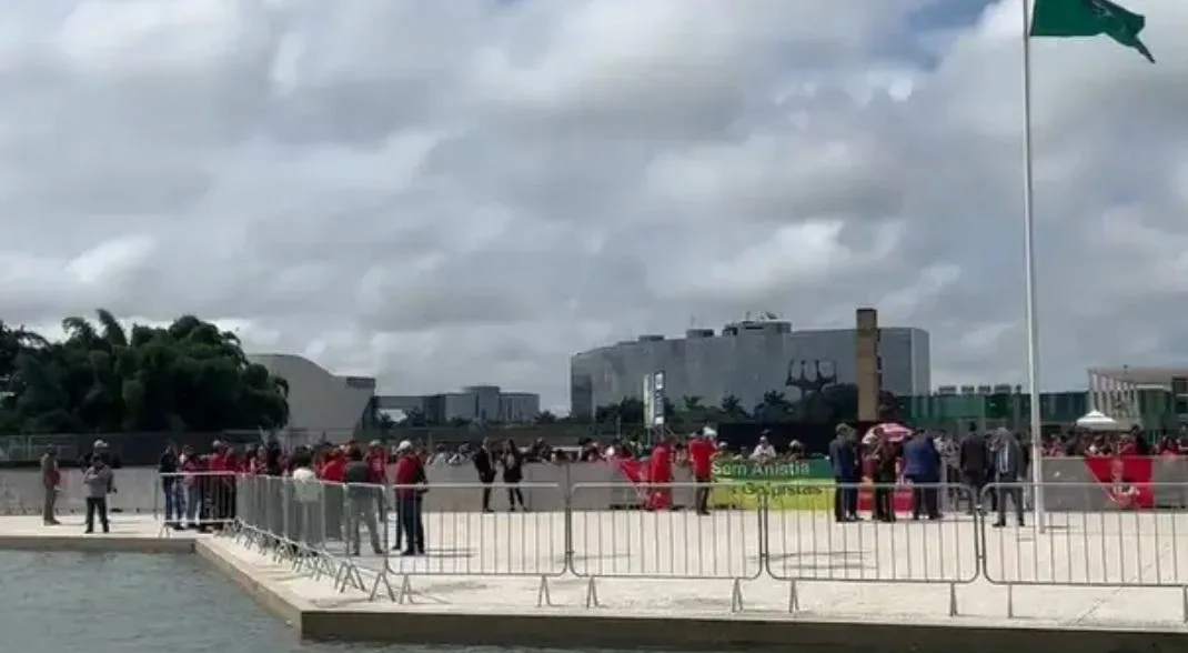 Ato convocado pelo PT para lembrar o 8 de janeiro foi considerado um fracasso