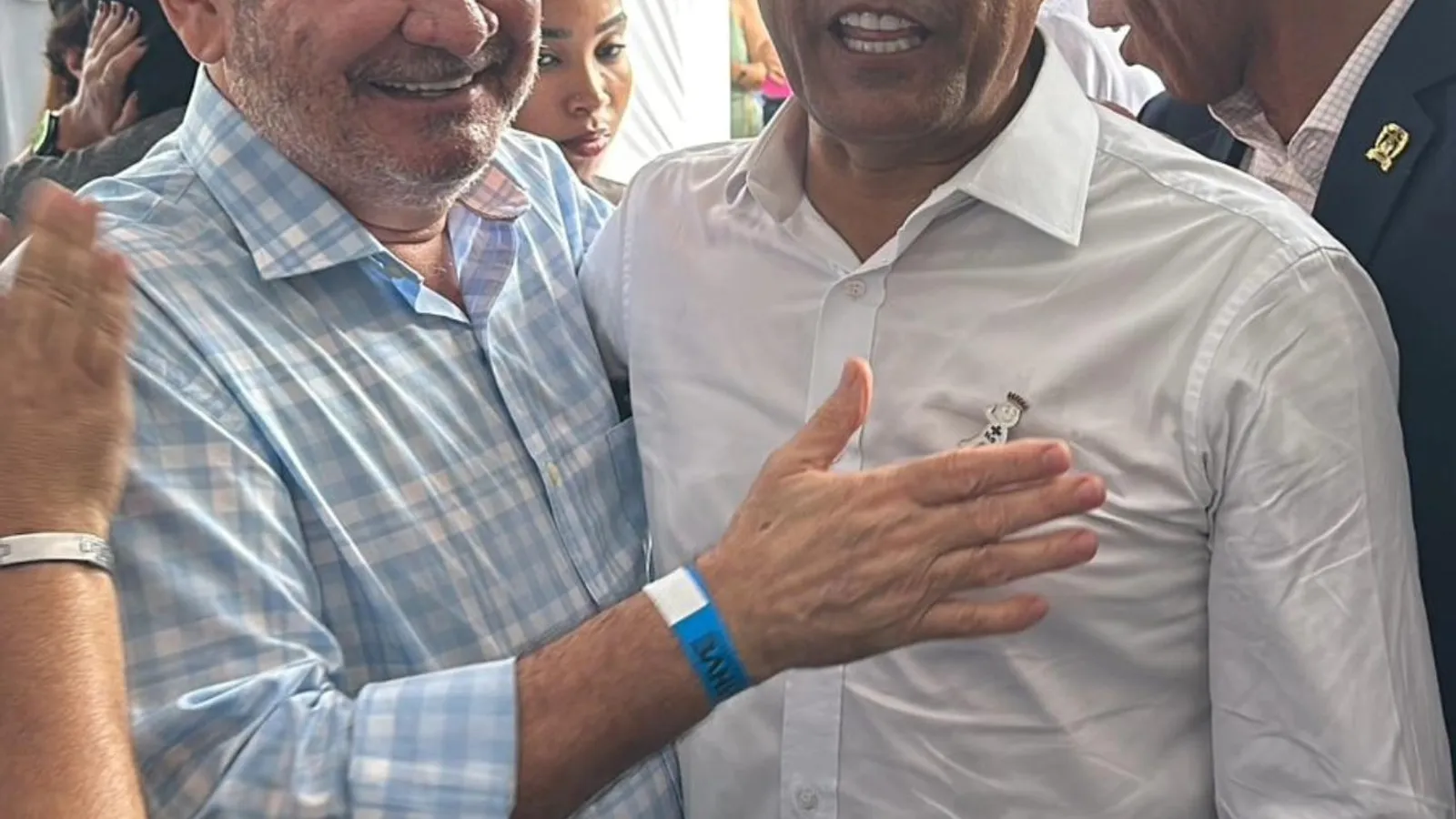 Prevendo prejuízo político, Jerônimo ainda tenta convencer senador a se manter como seu aliado