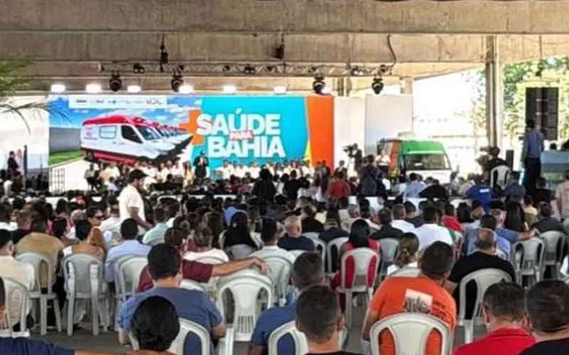 Parque de Exposições vazio marca passagem de Lula por Salvador e evidencia baixa popularidade do petista na Bahia