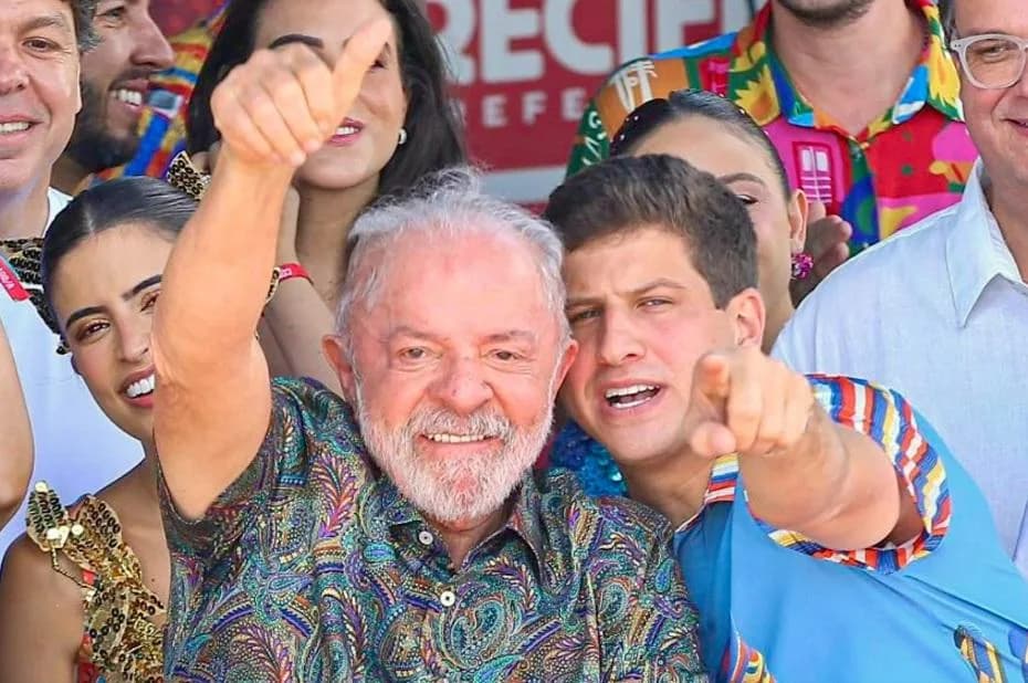 Para conter rejeição no Nordeste, Lula vai fazer "piseiro" em Pernambuco e na Bahia durante carnaval