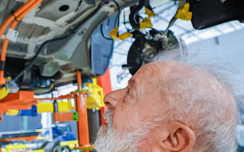 Lula aumenta em até 25% o imposto de importação sobre mil itens e mira arrecadar R$ 14 bilhões para seu governo