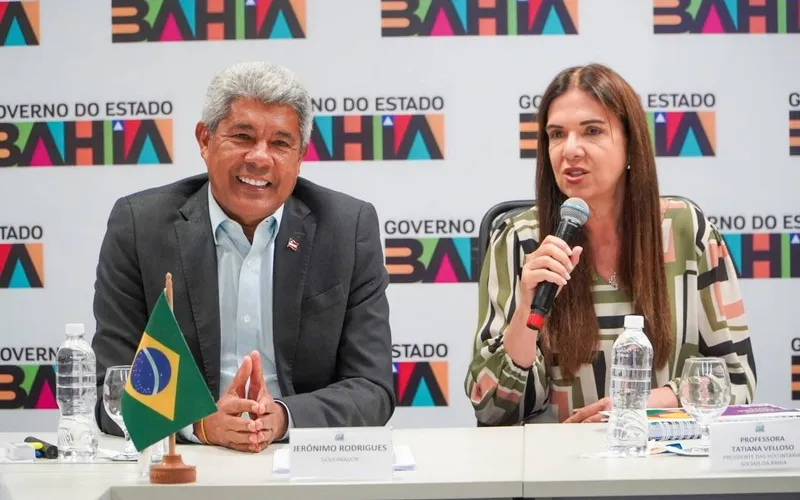 Esposa de Jerônimo é cobrada por falta de transparência em repasses recebidos pelas Voluntárias Sociais da Bahia