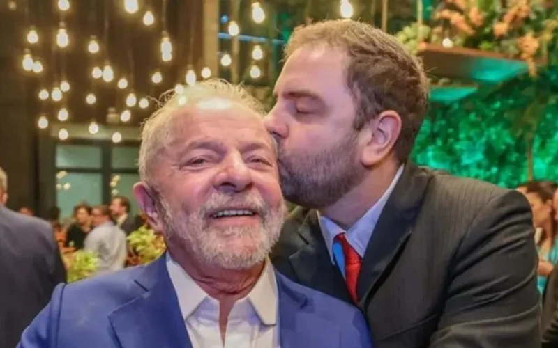 Lula transferiu mais de R$ 700 mil reais para o filho Lulinha, que movimentou quase R$ 20 milhões em quatro anos