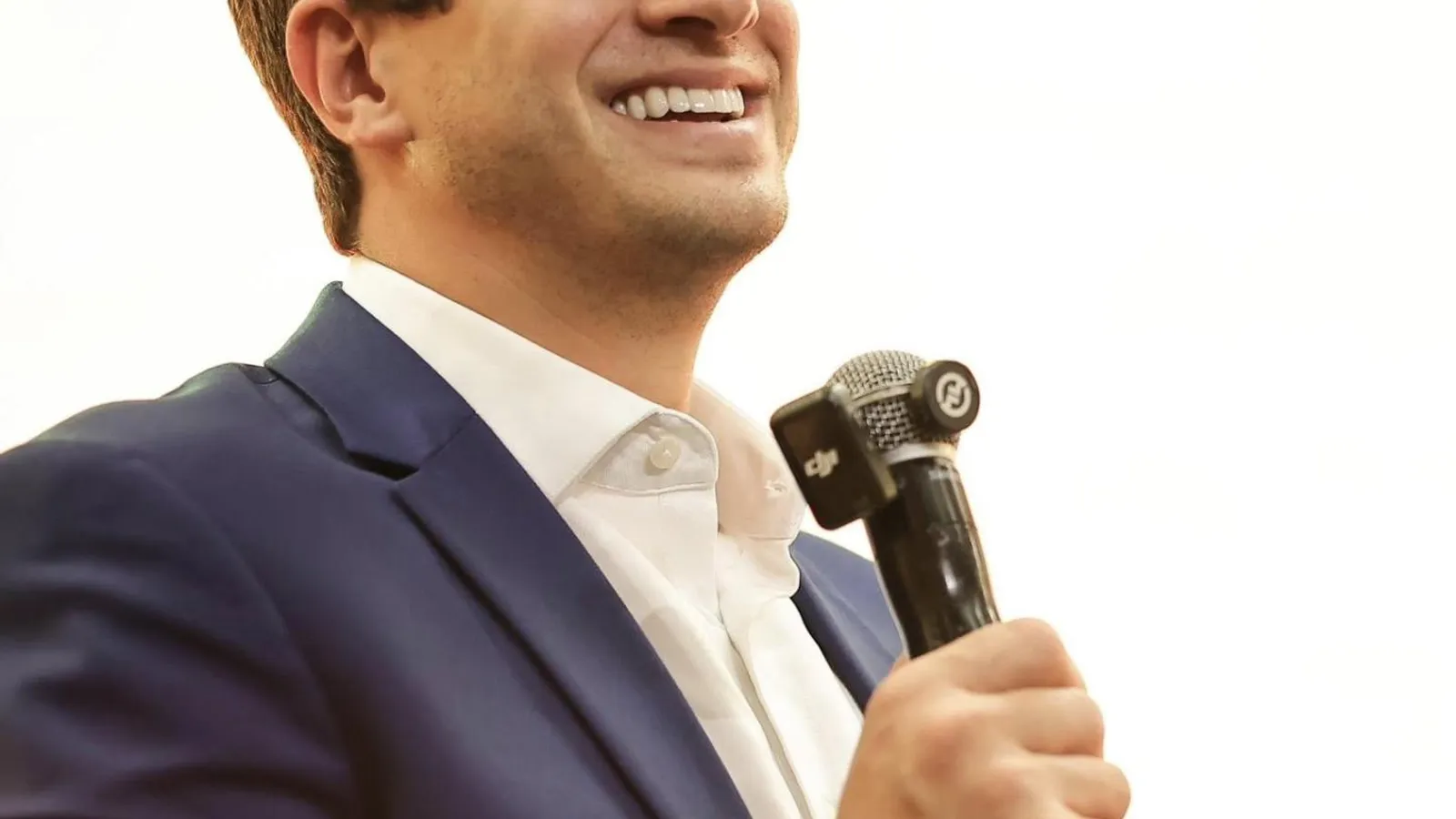 Prefeito do Recife, João Campos, oficializa pré-candidatura ao governo de Pernambuco