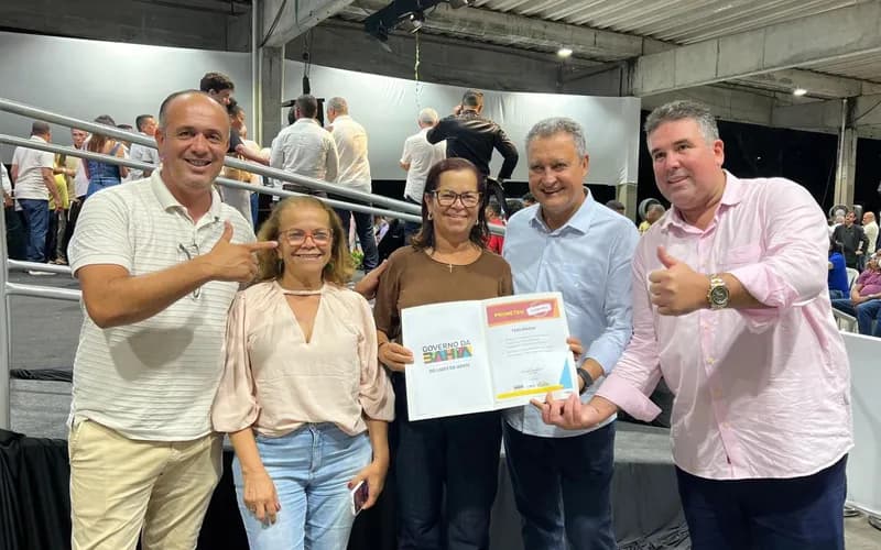 Prefeita de Teolândia celebra novas conquistas e investimentos para o município