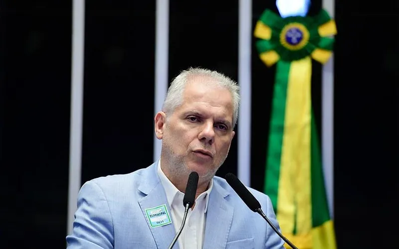 Ex-presidente do INSS é preso em operação da PF sobre descontos ilegais