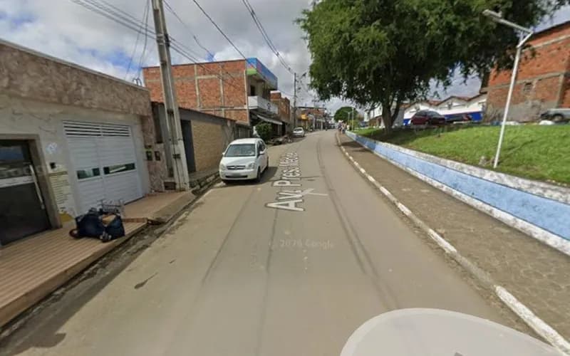 Prefeito de Itamari prevê gasto de até R$ 126 mil com instalação de quebra-molas em ruas já asfaltadas