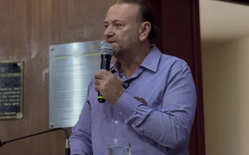 Presidente do PT diz que até agora nada vincula Lulinha a desvio de recursos do INSS