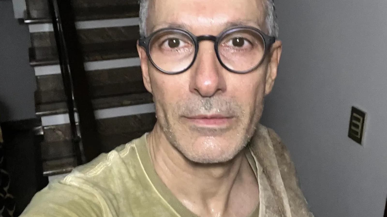 Zema "dobra" aposta contra STF e dispara ataques contra Gilmar Mendes