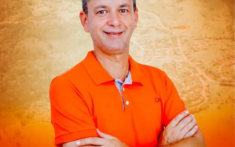 Enquanto servidores sofrem com atrasos, prefeito de Piraí do Norte torra mais de R$ 1 milhão com festas