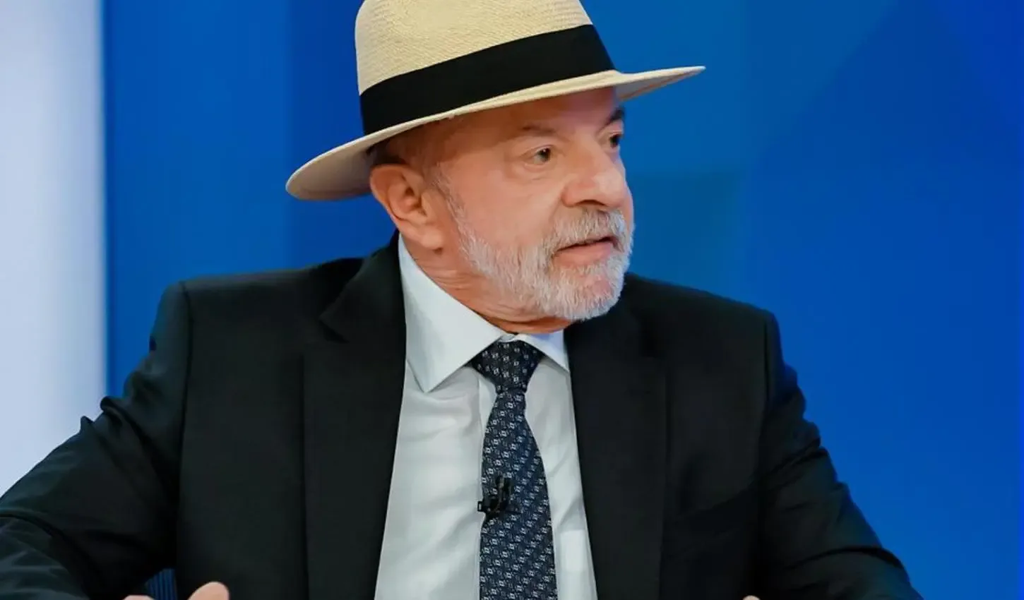Chateado por não receber convite, Lula pede inelegibilidade de Flávio por ato na Festa do Peão em Barretos