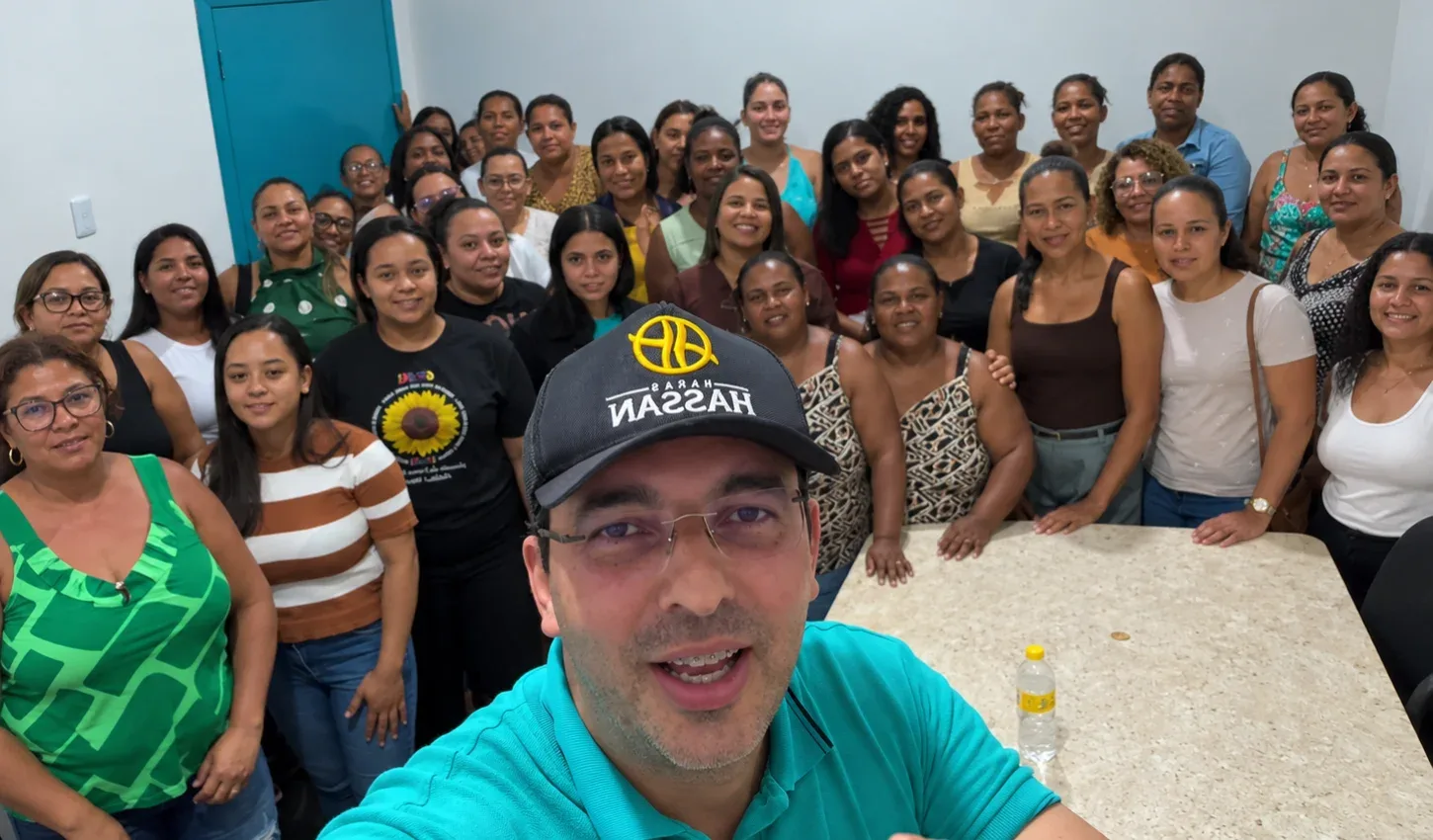 Prefeito de Itamari usa imóvel da prefeitura para realizar reunião política em prol de seus candidatos; caso será denunciado à Justiça