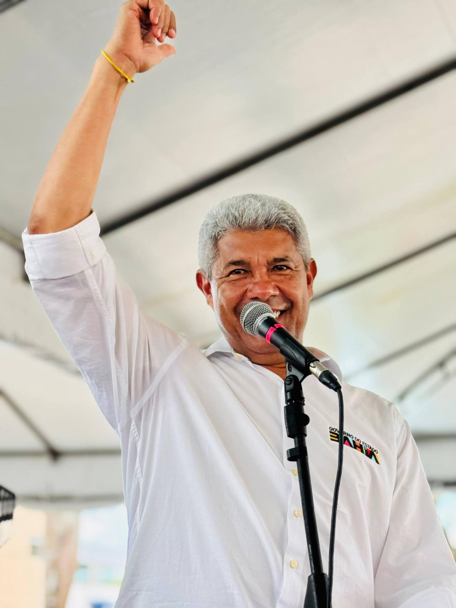 Jerônimo usa redes sociais para comemorar prisão de Bolsonaro