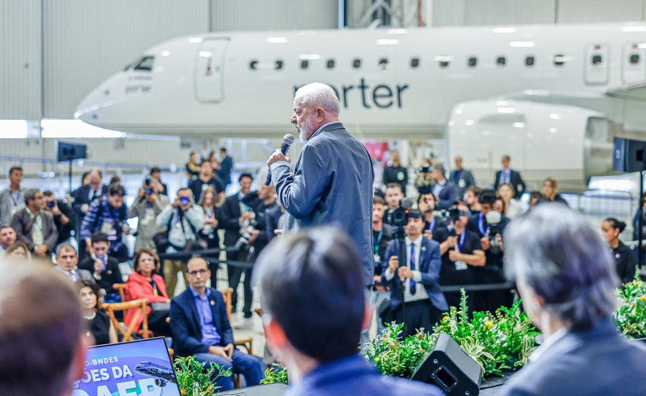 Lula e Janja avaliam compra de novo avião presidencial que pode custar R$ 2 bilhões aos cofres do país 