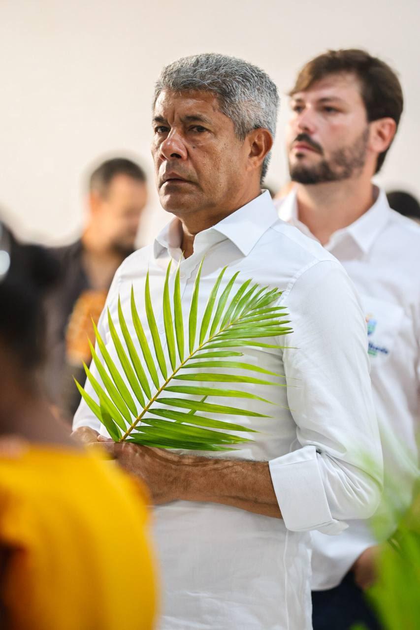 Prefeito de Encruzilhada dispara criticas contra Jerônimo e diz que 